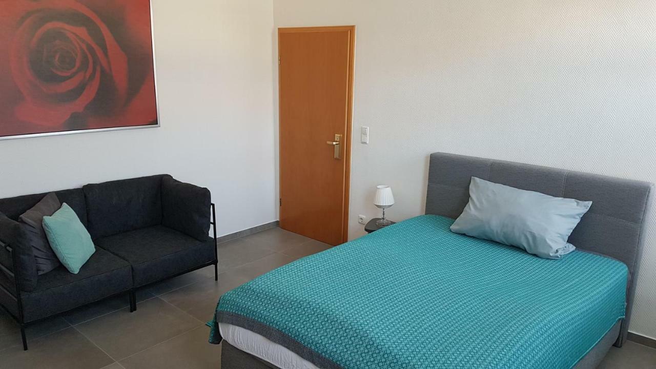 Zimmervermietung Muelheim Apartment Mülheim an der Ruhr Екстериор снимка