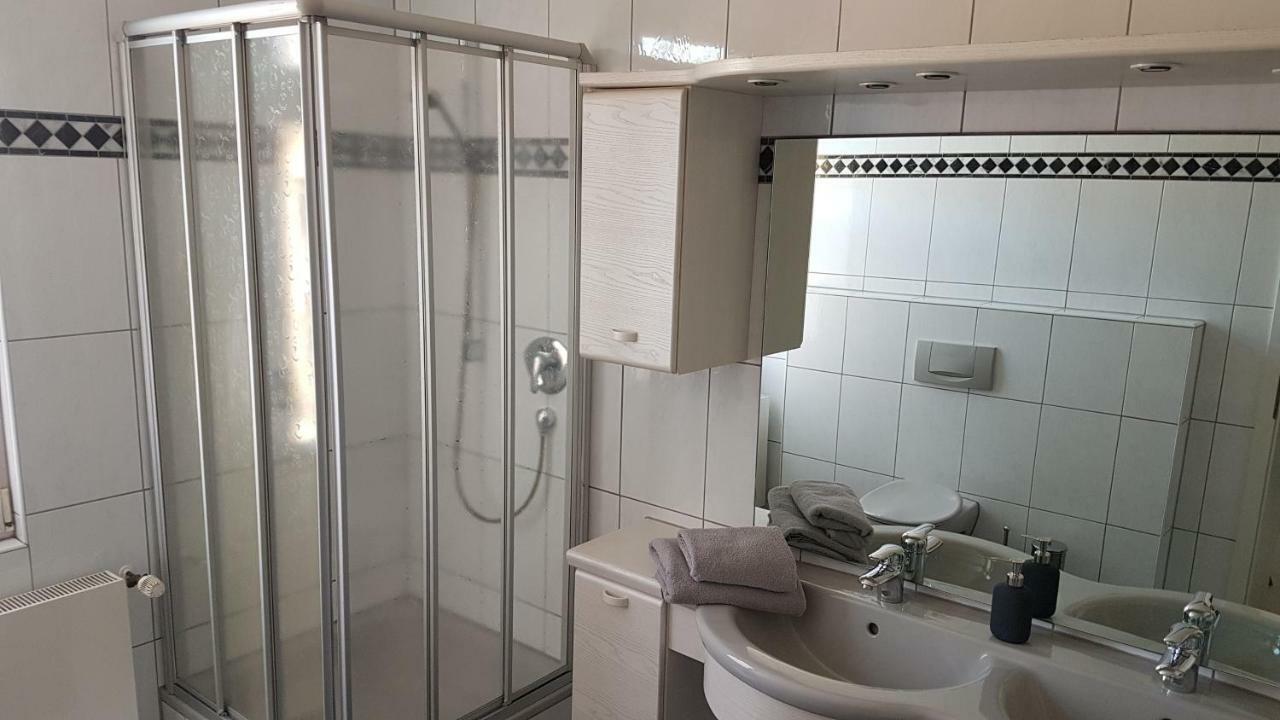 Zimmervermietung Muelheim Apartment Mülheim an der Ruhr Екстериор снимка